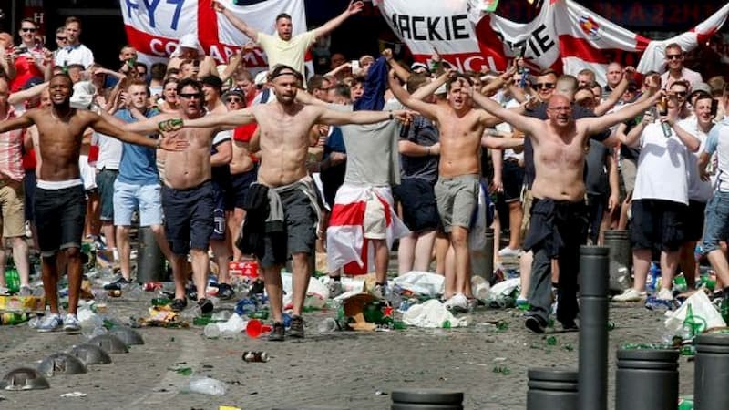 Khái niệm Hooligan là gì?